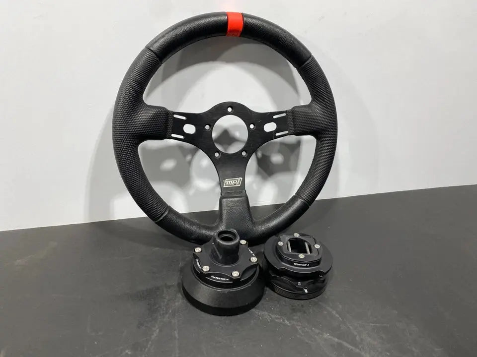 2011 CORVETTE GRANDSPORT MOTION RACEWORKS NRG RELEASE HUB SET COMBO USED Pit Stop Auto