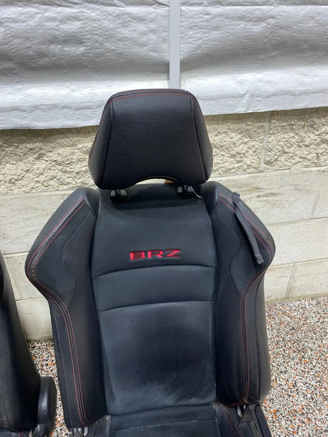 2018 SUBARU BRZ FRS 86 OEM FRONT SEAT PAIR DRIVER PASSENGER WITH SUEDE USED Pit Stop Auto