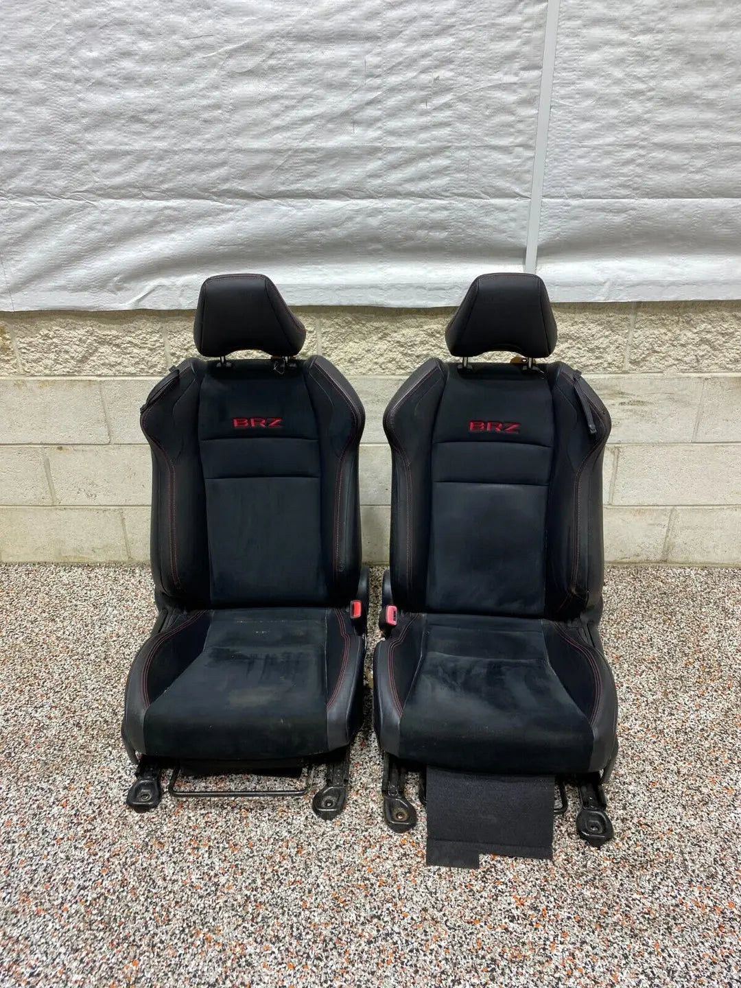 2018 SUBARU BRZ FRS 86 OEM FRONT SEAT PAIR DRIVER PASSENGER WITH SUEDE USED Pit Stop Auto