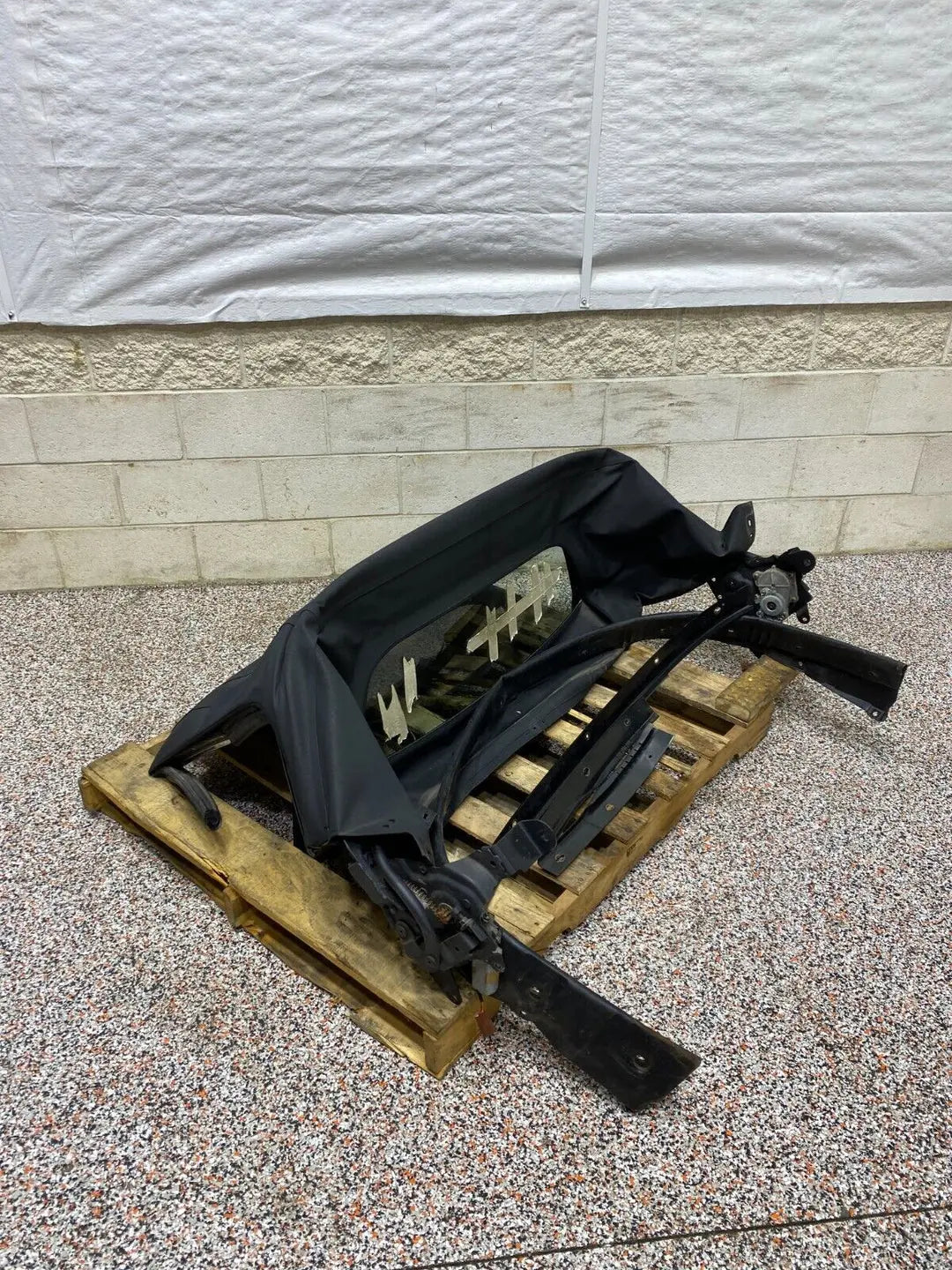 2000 HONDA S2000 AP1 CONVERTIBLE TOP AND FRAME WITH GLASS WINDOW CONVERSION Pit Stop Auto