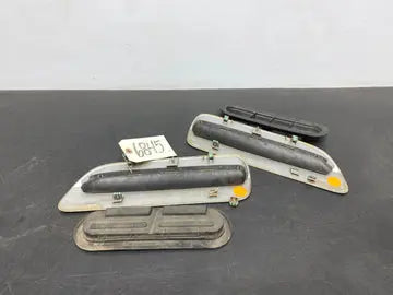 2009 PONTIAC G8 GT OEM HOOD VENT PAIR VENTS WITH DUCTS USED Pit Stop Auto