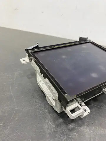 2019 DODGE CHALLENGER HELLCAT REDEYE OEM HEAD UNIT INFOTAINMENT SCREEN USED Pit Stop Auto