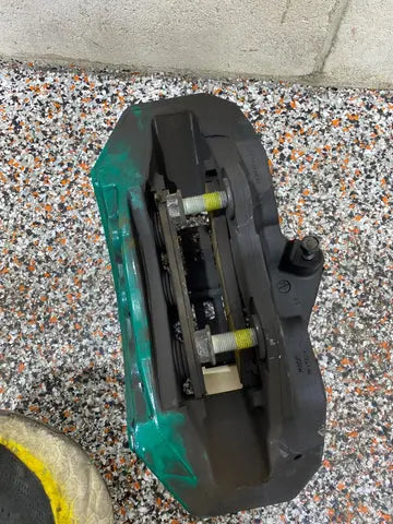 2019 DODGE CHALLENGER HELLCAT REDEYE OEM BREMBO BRAKE CALIPER SET WITH ROTORS Pit Stop Auto