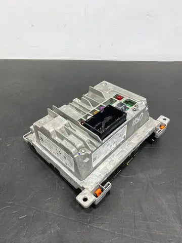 2019 DODGE CHALLENGER HELLCAT REDEYE OEM HEAD UNIT INFOTAINMENT SCREEN USED Pit Stop Auto