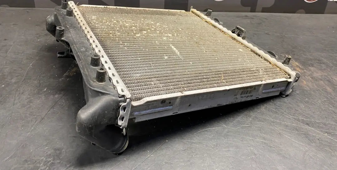 2004 PORSCHE 911 GT3 OEM RH PASSENGER RADIATOR USED Pit Stop Auto