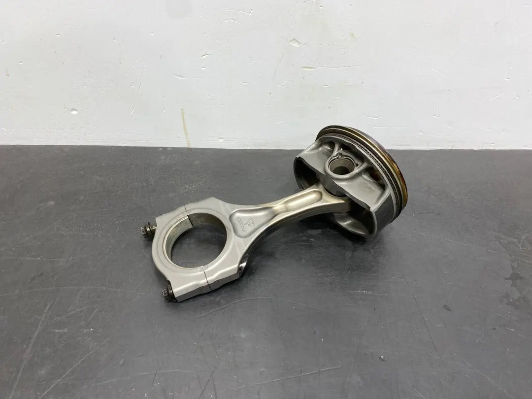 2023 PORSCHE 718 GT4RS OEM PISTON CONNECTING ROD 0pb105405a USED Pit Stop Auto