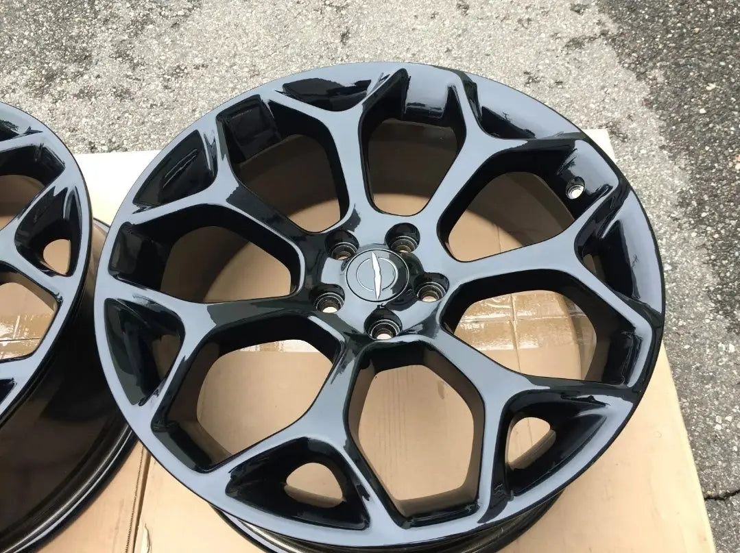 19" x 9"  5 x 115 bolt patern. Polished Alloy Factory OEM Wheel Rim 2015-2023 Chrysler 300 5PQ13AAAA Pit Stop Auto