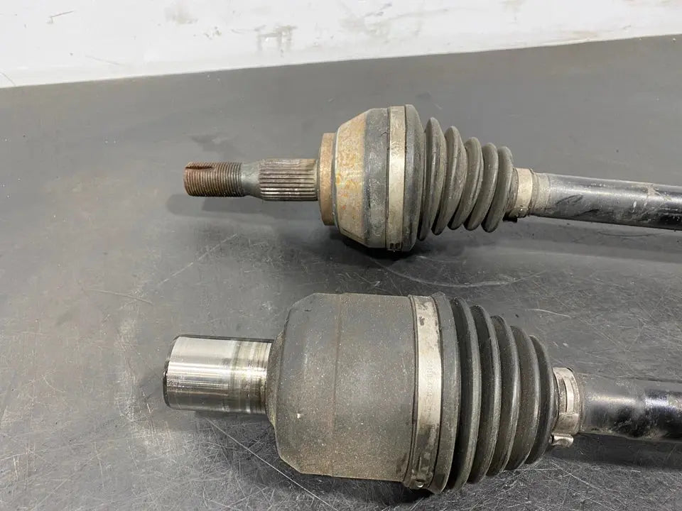 2007 CORVETTE C6 OEM REAR CV AXLES PAIR DRIVER PASSENGER AXLE USED 22873444 Pit Stop Auto