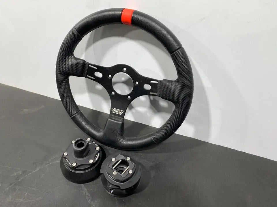 2011 CORVETTE GRANDSPORT MOTION RACEWORKS NRG RELEASE HUB SET COMBO USED Pit Stop Auto